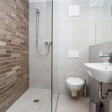 Limehome Kirchstrasse Daire